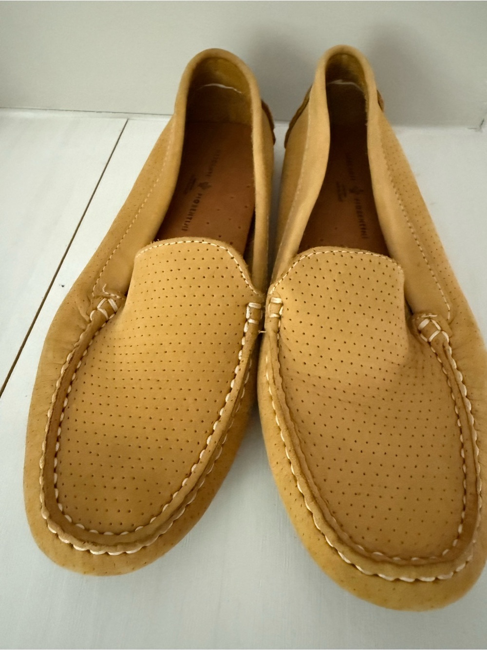 Mercanti Fiorentini women's suede flats